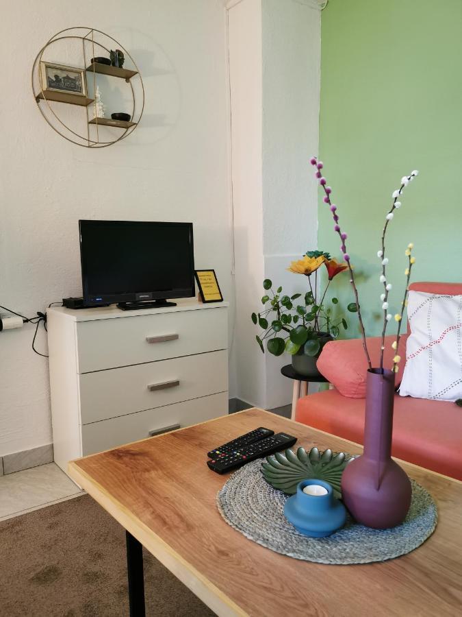 Studio Apartman Krosna Perusic Dış mekan fotoğraf