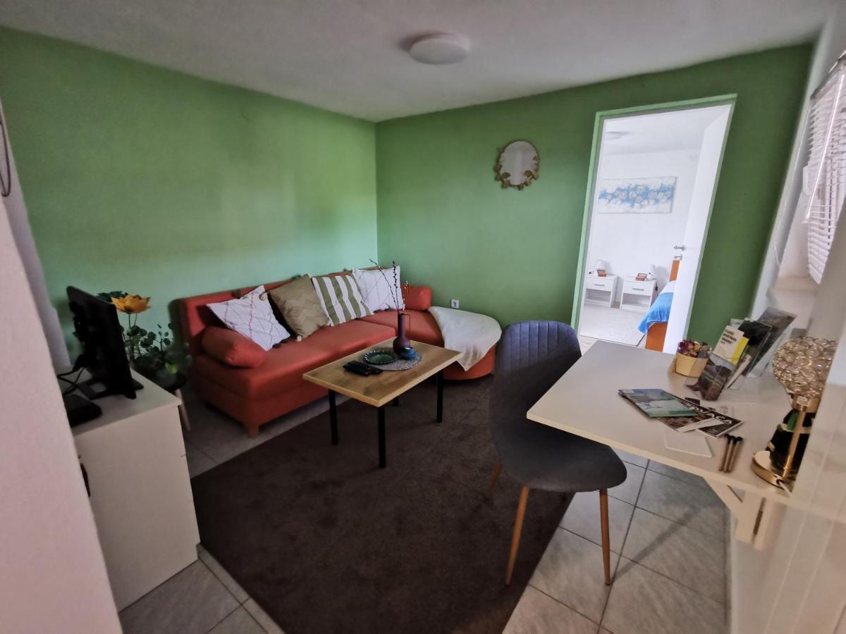 Studio Apartman Krosna Perusic Dış mekan fotoğraf