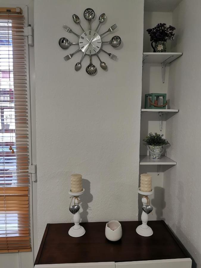 Studio Apartman Krosna Perusic Dış mekan fotoğraf