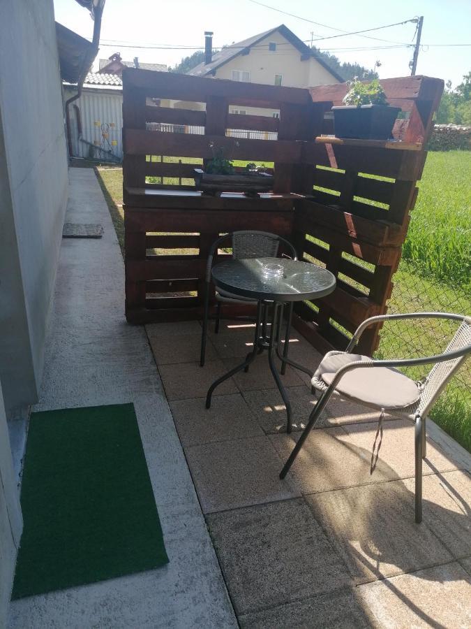 Studio Apartman Krosna Perusic Dış mekan fotoğraf