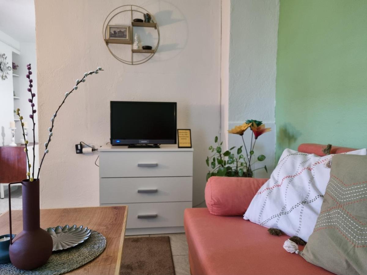 Studio Apartman Krosna Perusic Dış mekan fotoğraf