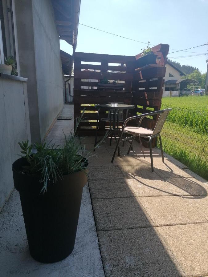 Studio Apartman Krosna Perusic Dış mekan fotoğraf